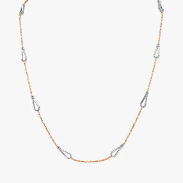Graceful Sophisticated Gold Chain